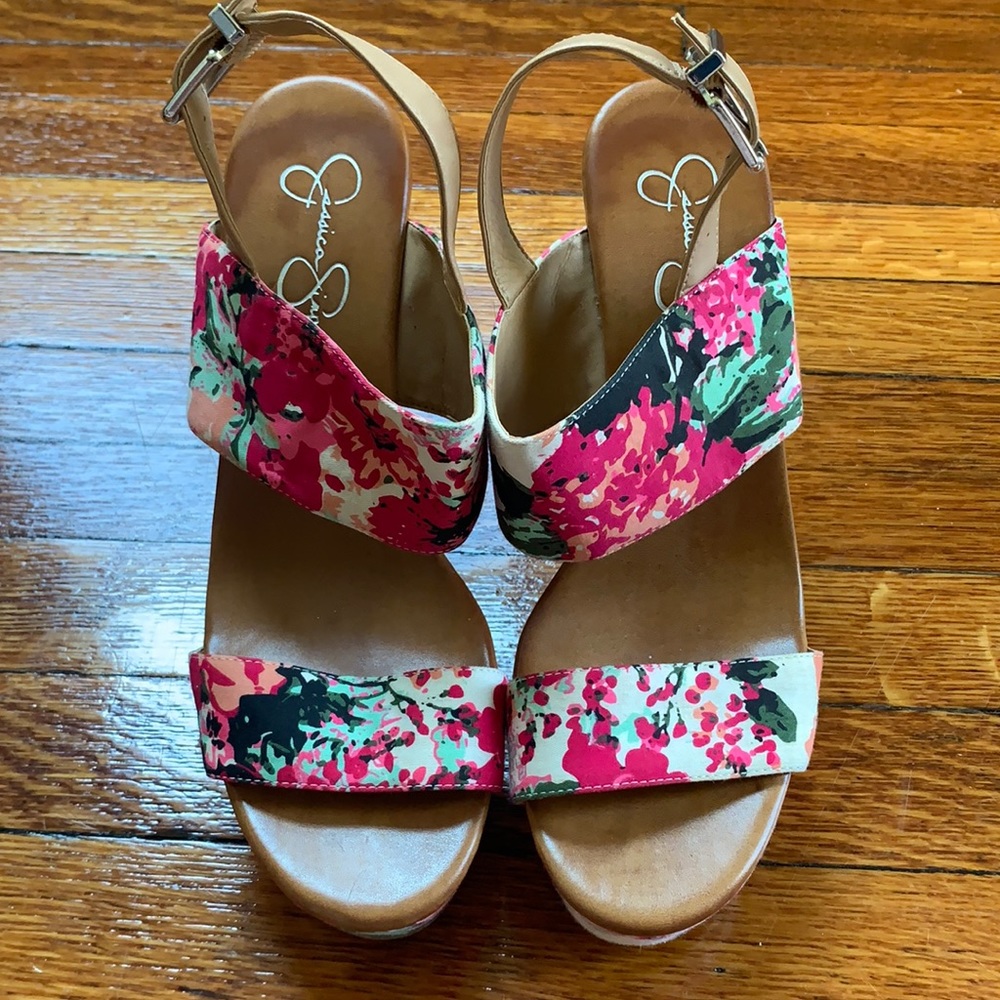 Jessica Simpson barely worn floral wedges
